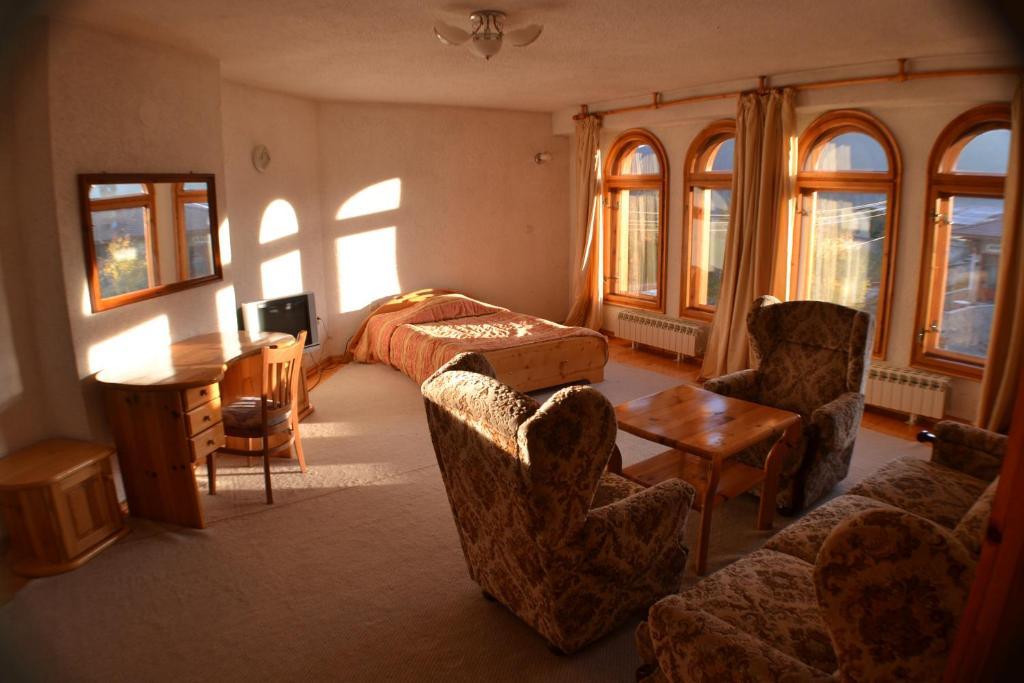 Family Hotel Silver Smoljan Pokoj fotografie